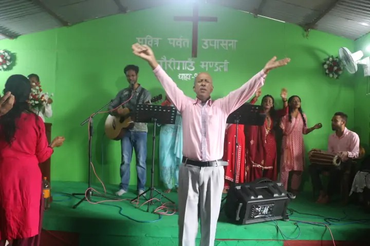 आराधना हाम्रो जीवनशैली हुनुपर्छ : मुकेश तामाङ्ग